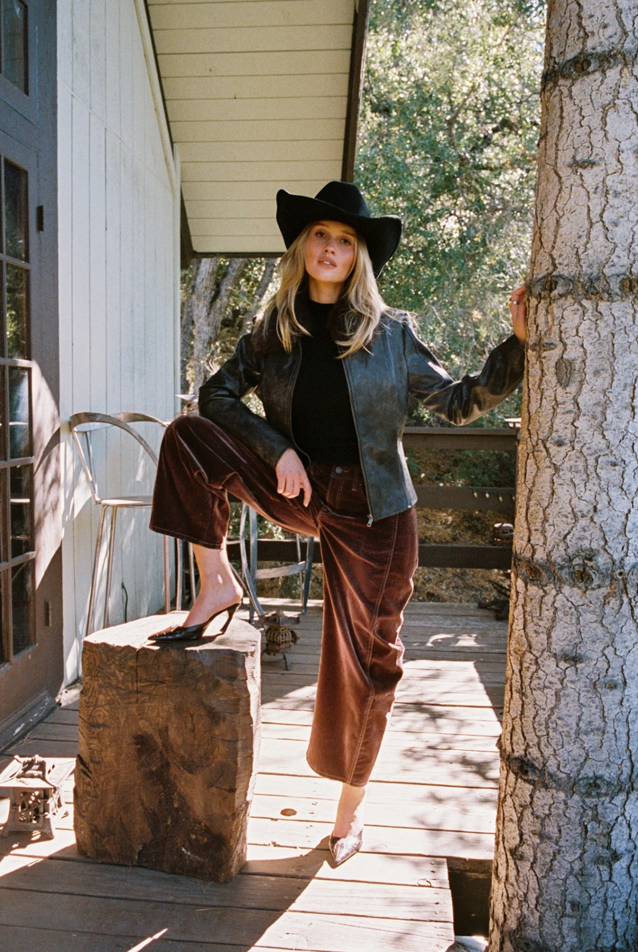 Gracyn Mulberry Velveteen Barrel Pants 4